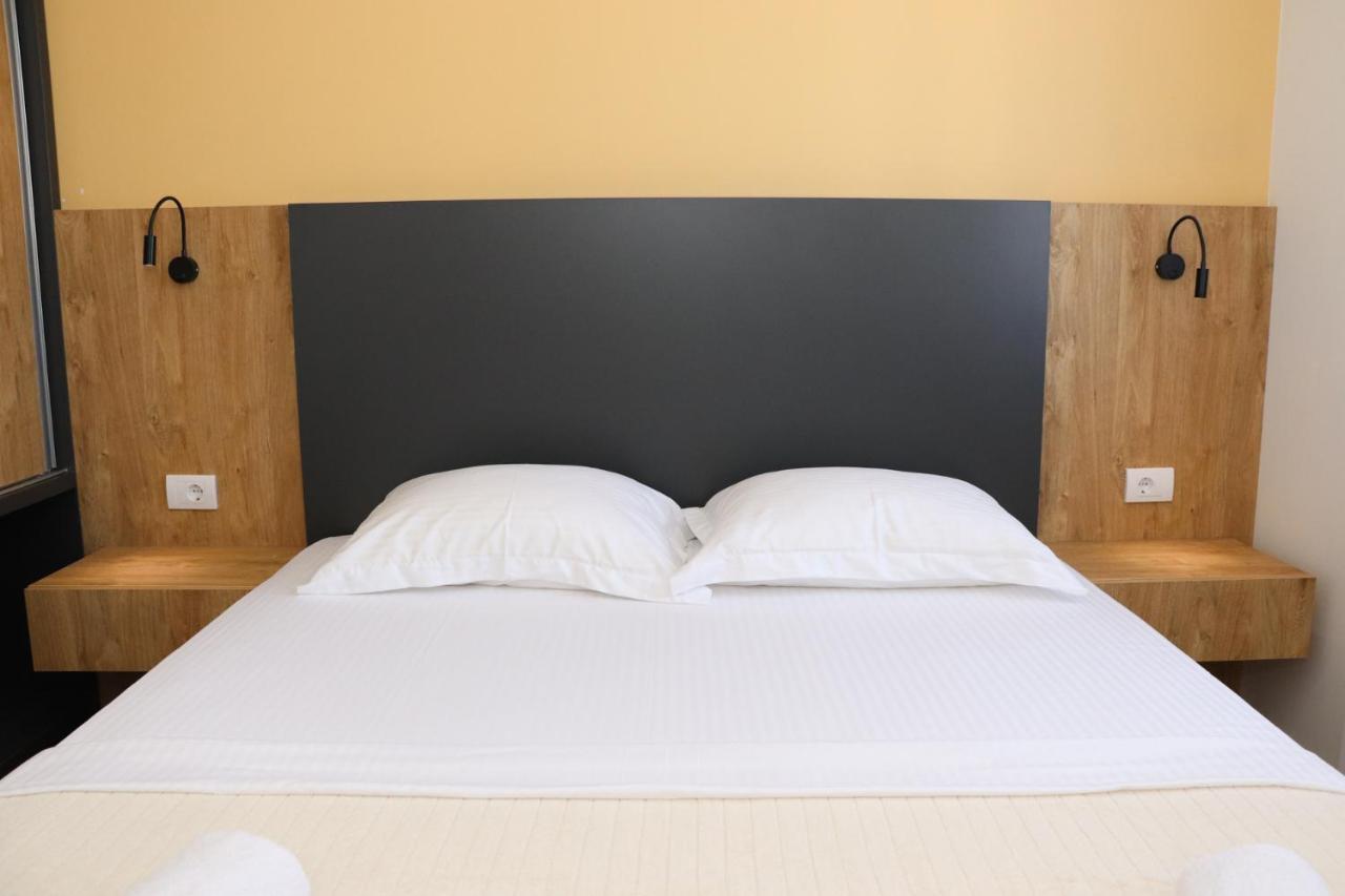 Eagles Apartments & Suites Ulcinj Zewnętrze zdjęcie