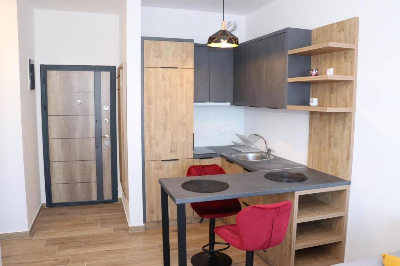 Eagles Apartments & Suites Ulcinj Zewnętrze zdjęcie
