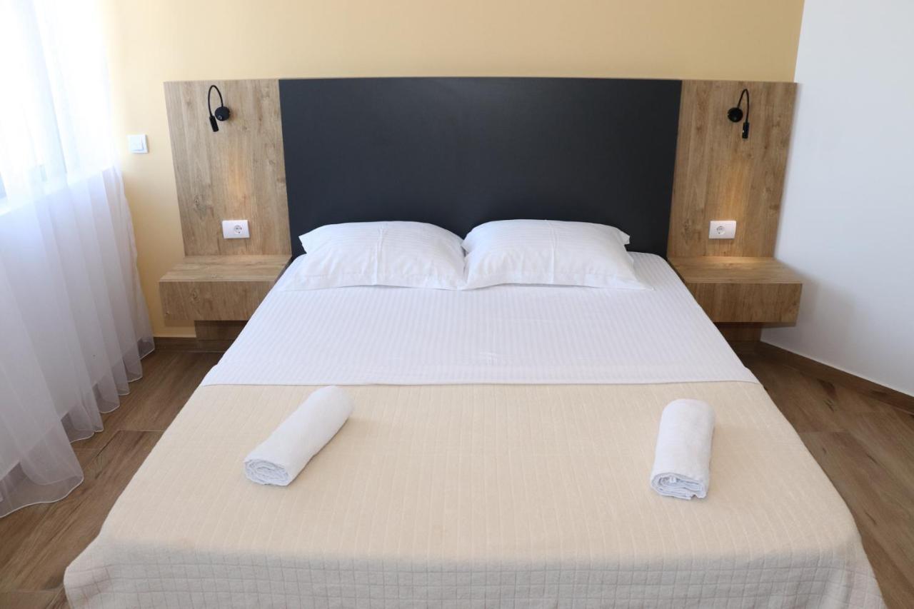 Eagles Apartments & Suites Ulcinj Zewnętrze zdjęcie